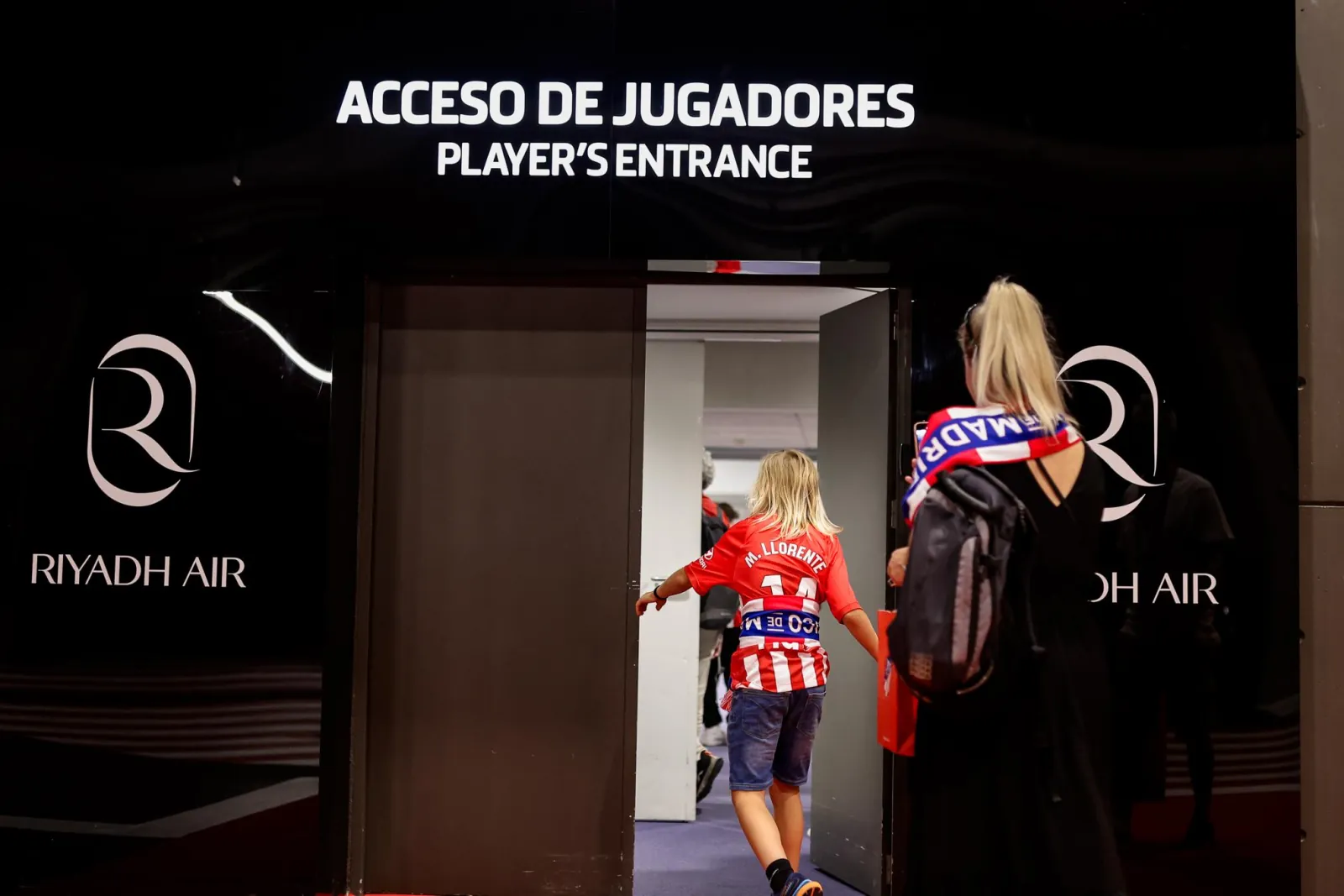 Players' entrance sign at the Riyadh Air Metropolitano