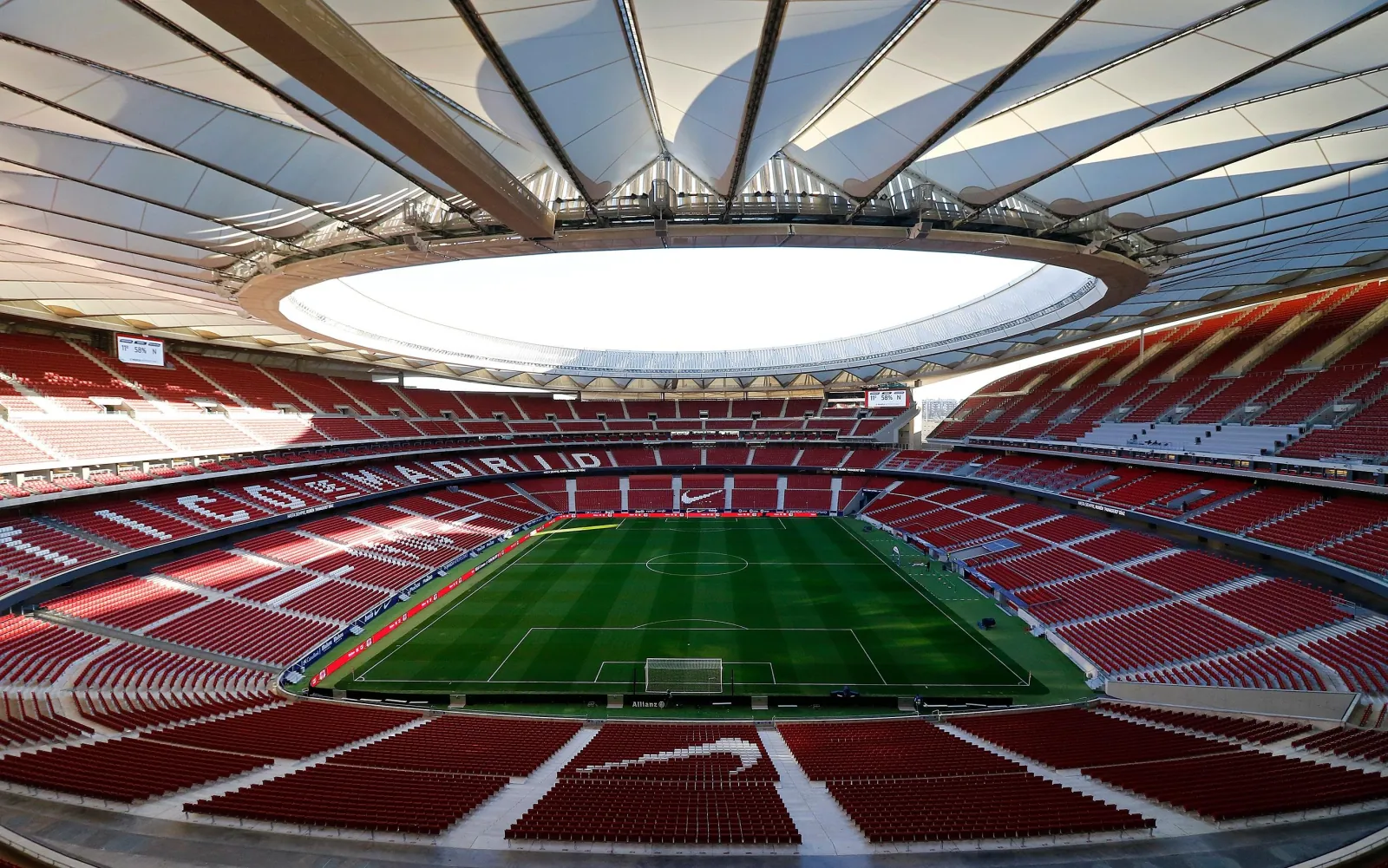 Riyadh Air Metropolitano bowl with red seats under the roof
